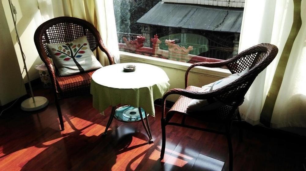 Chengdu Bling Bling Hostel Supoqiao Eksteriør billede